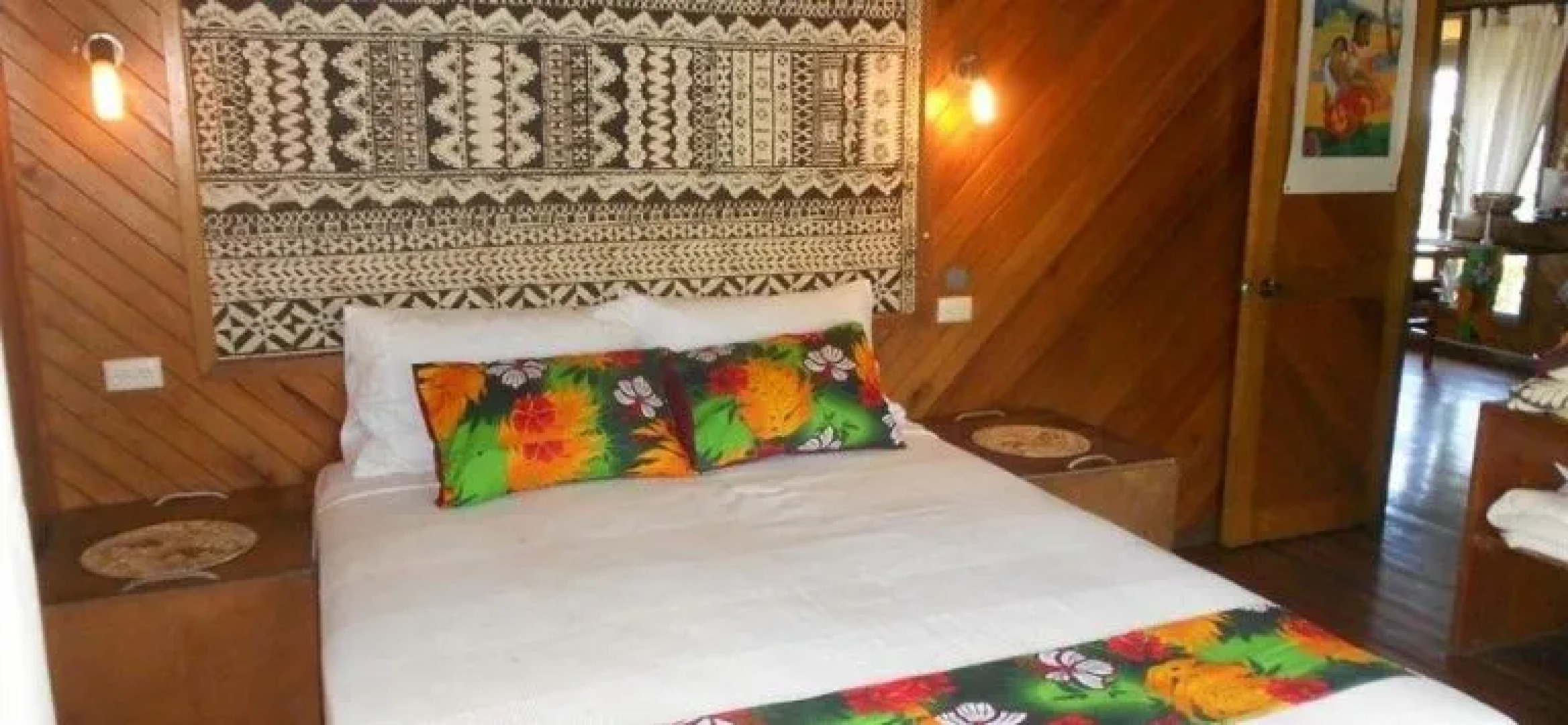 Dolphin Bay Divers Bungalow