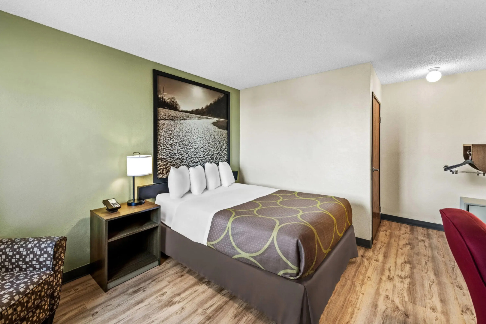 Super 8 by Wyndham Independence Kansas City