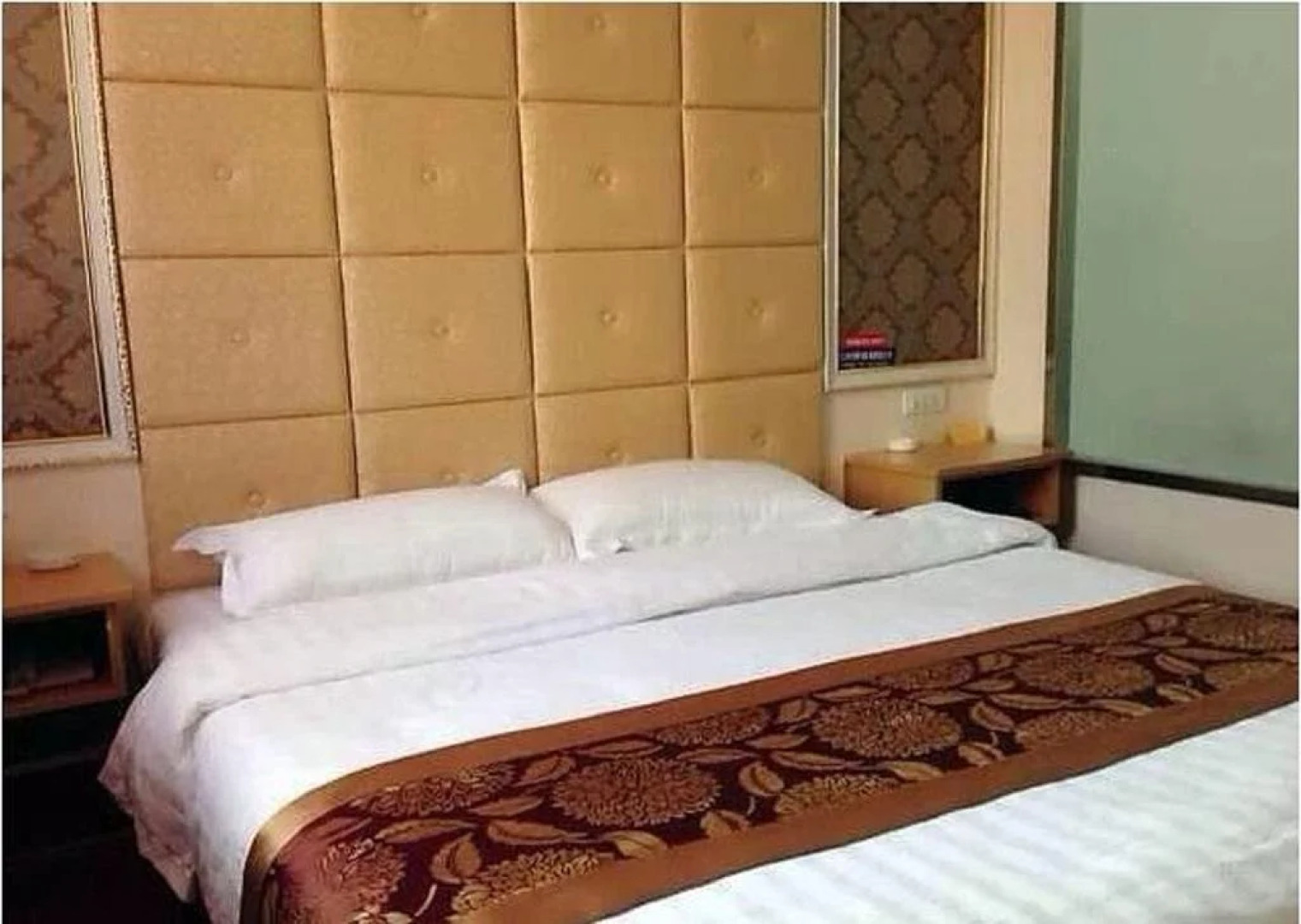 Penghai Business Inn