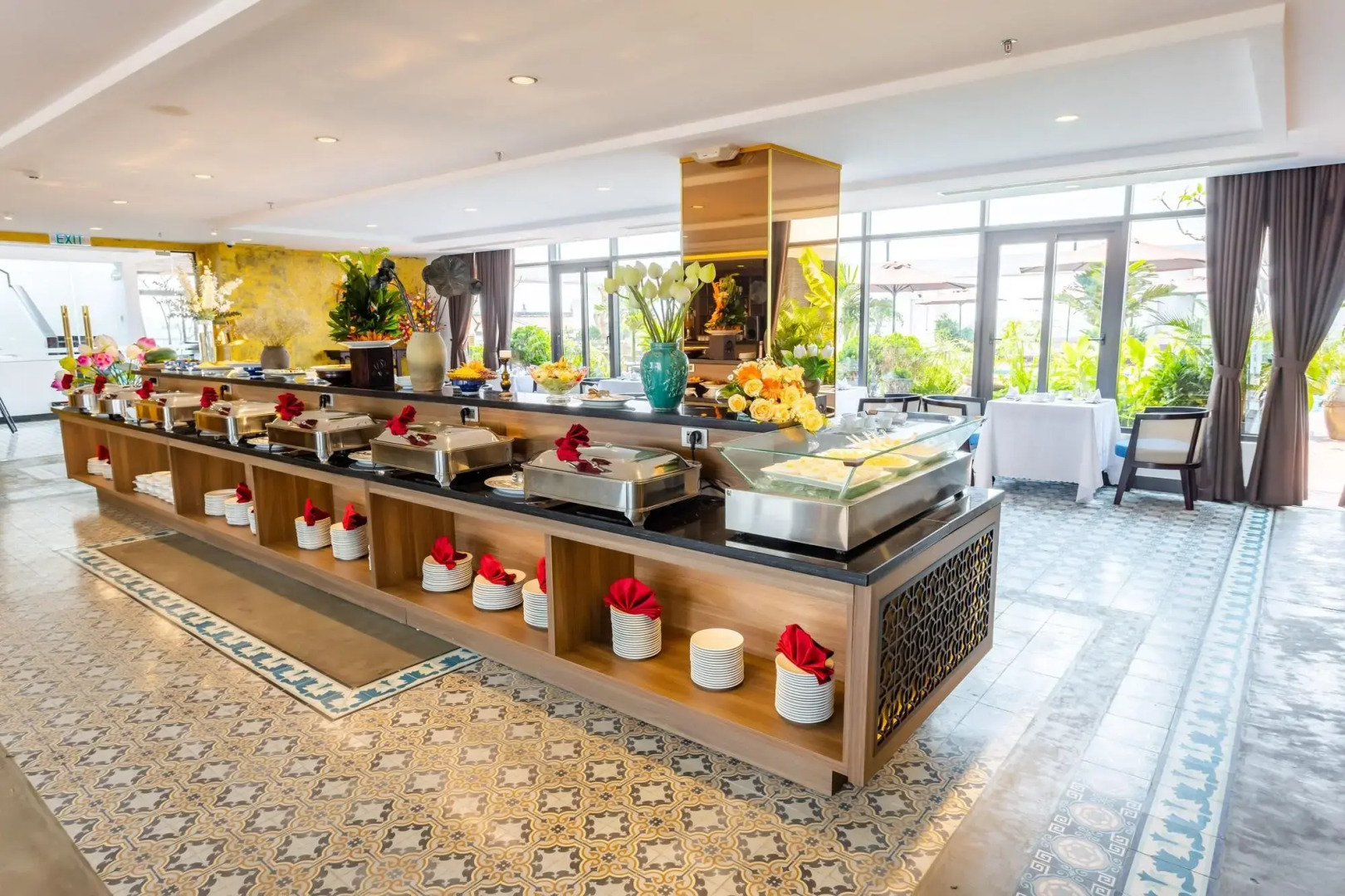 White Lotus Hue Hotel