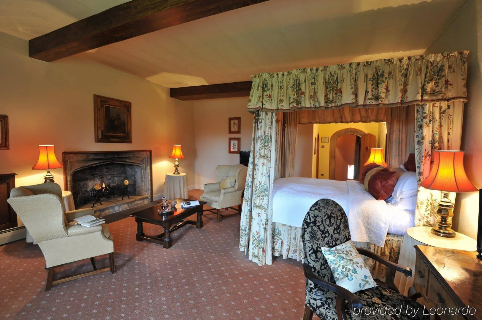 Thornbury Castle, Relais & Châteaux