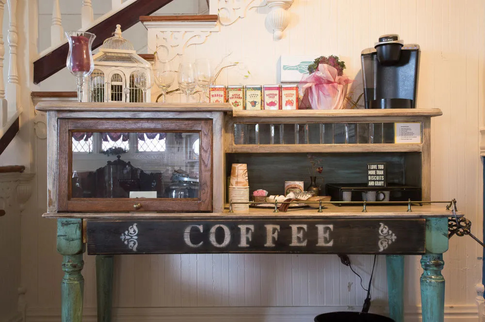 Munzesheimer Manor Bed & Breakfast