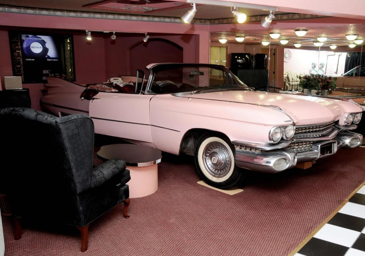 Economy Inn & Suites