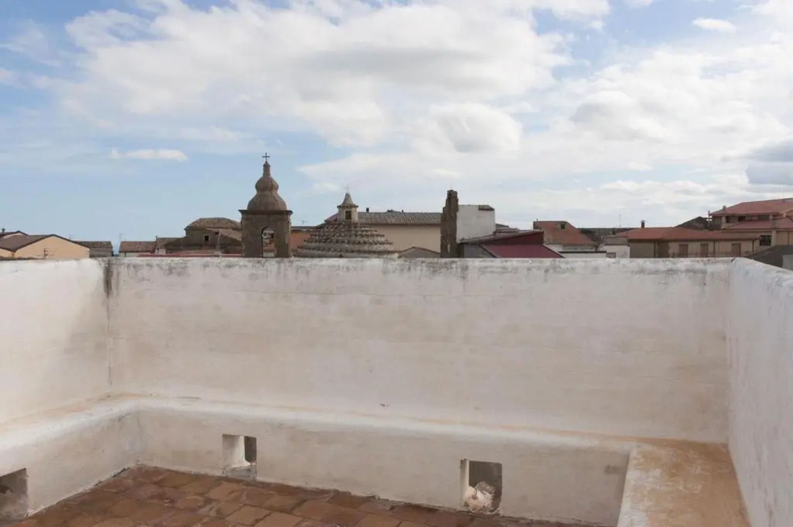 BORGO PETELIA, Casa Centro, Antica abitazione calabrese con giardino, ristrutturata