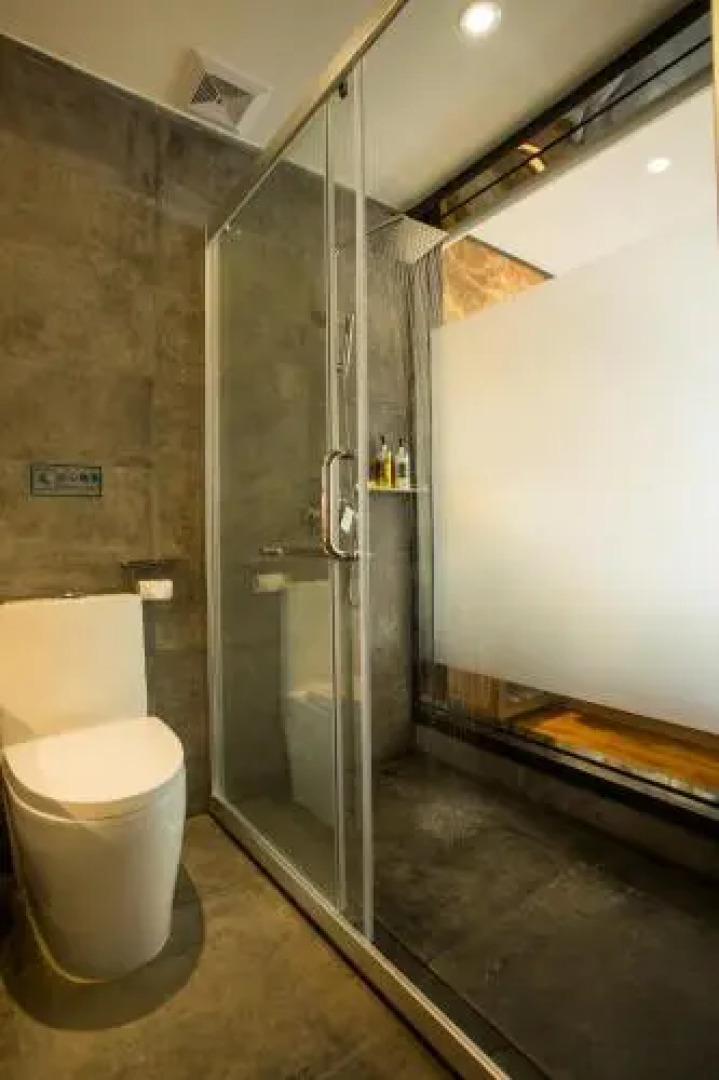 Southeast Bay Holiday Hotel Huidong Bus Terminal