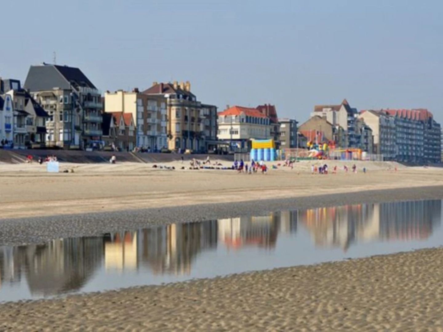 Nice apartment on the edge of the center of Bray-Dunes