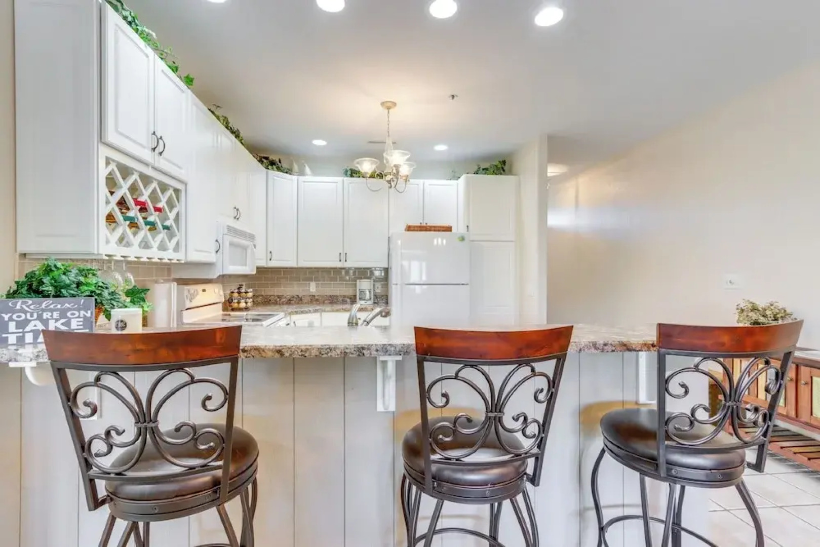 Private Boat Slip: Family-friendly Lazy Days Condo