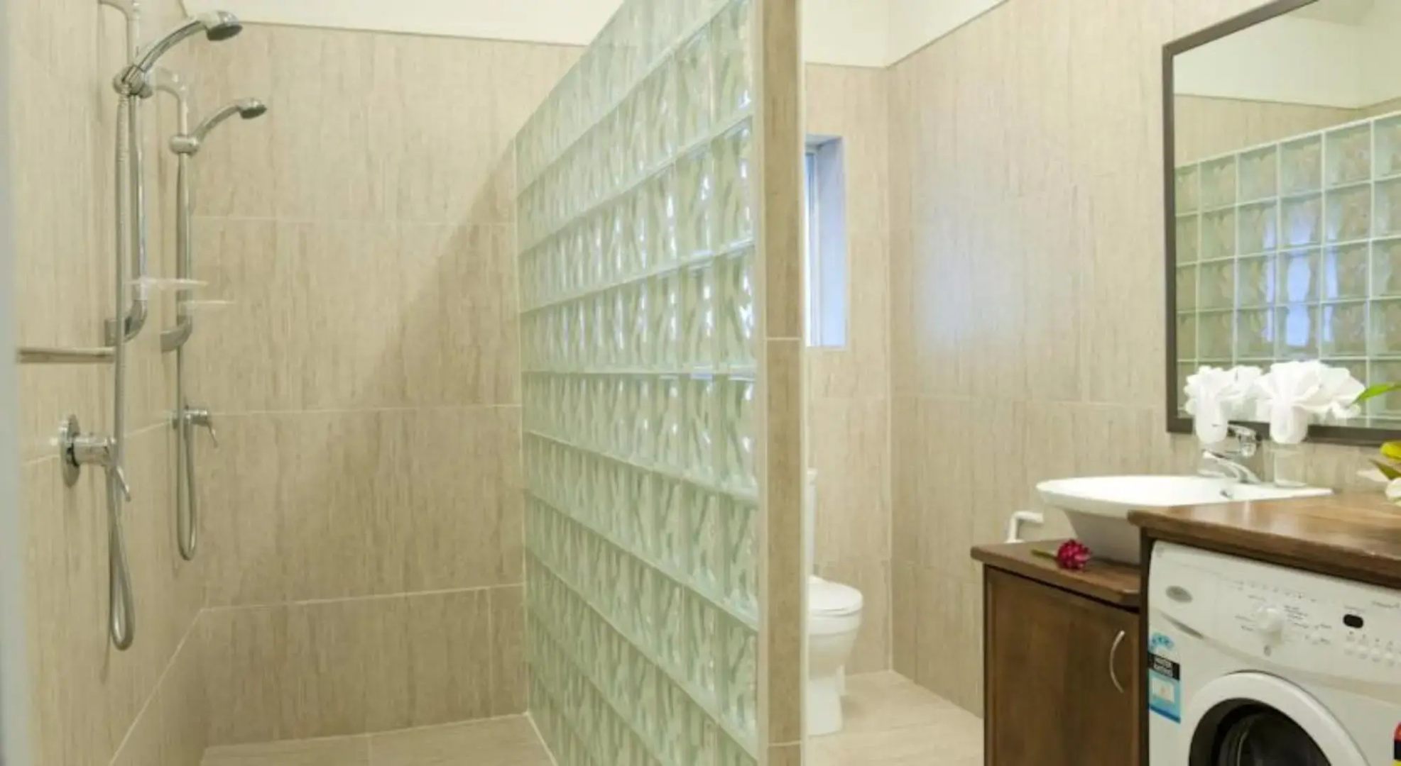 Crown Beach Resort & Spa