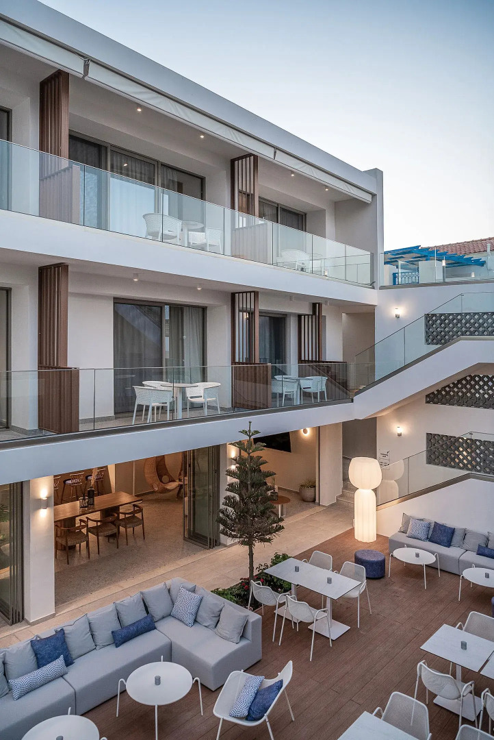 Romantica Apartments