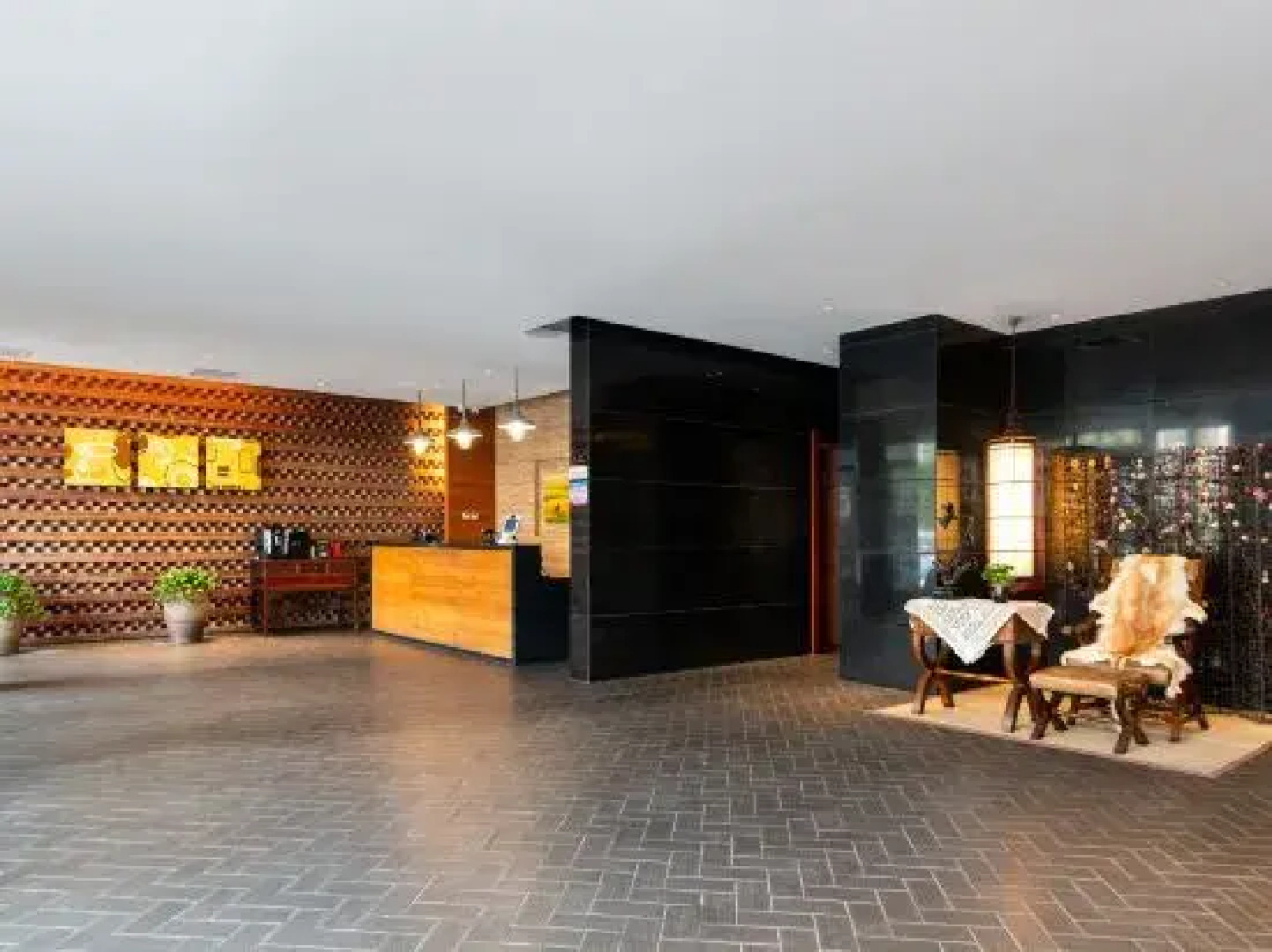 Ealavie Garden Hotel