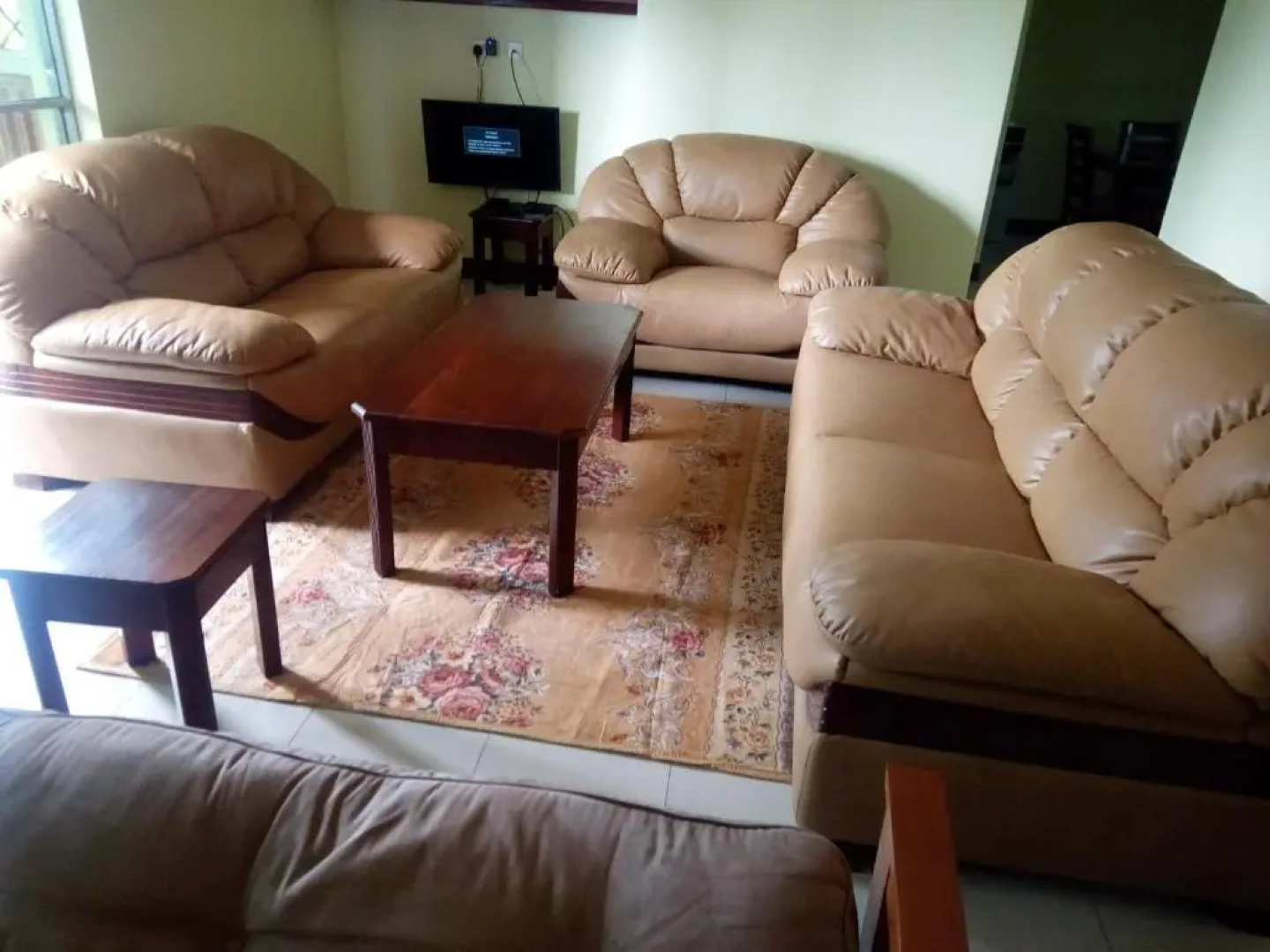 Sunset Apartments S6