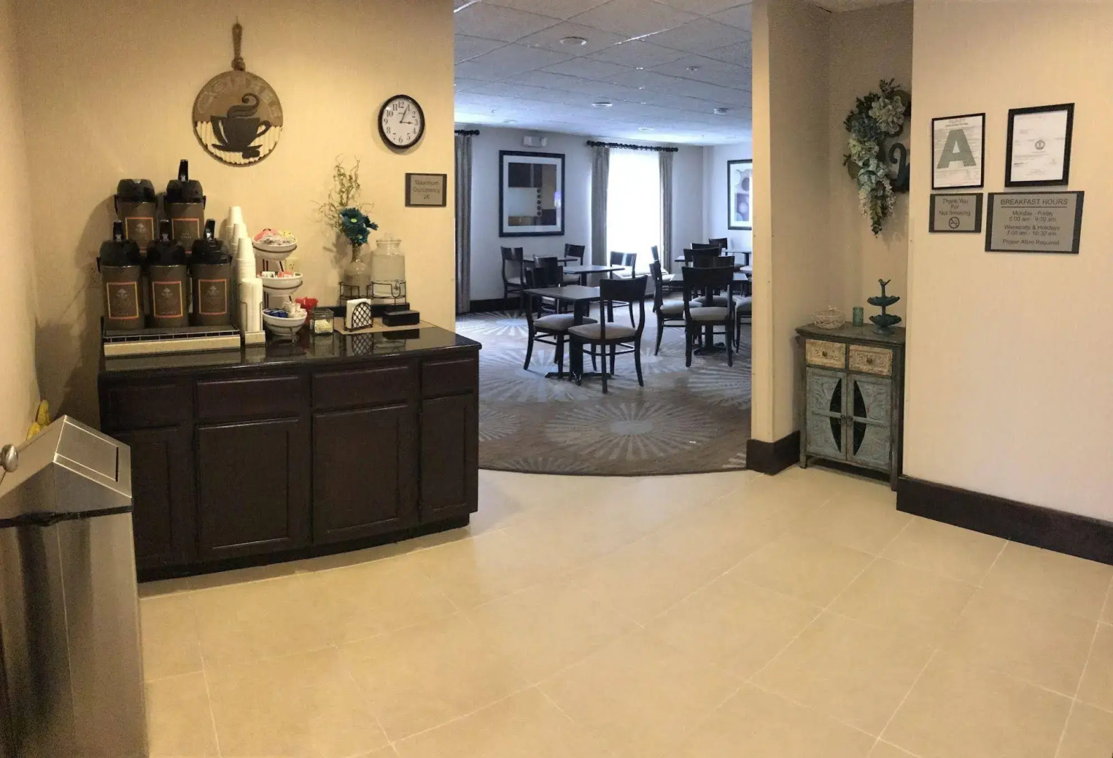 Greenfield Inn & Suites Owensboro, KY Airport