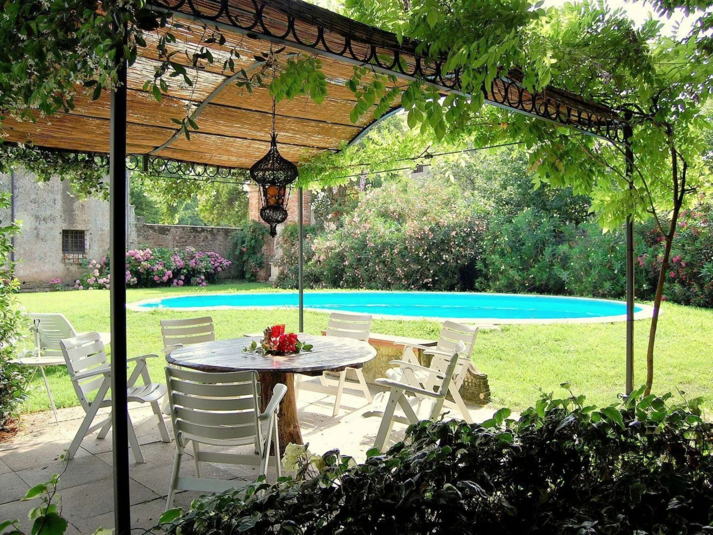 Villa in Venice With Private Pool & Park