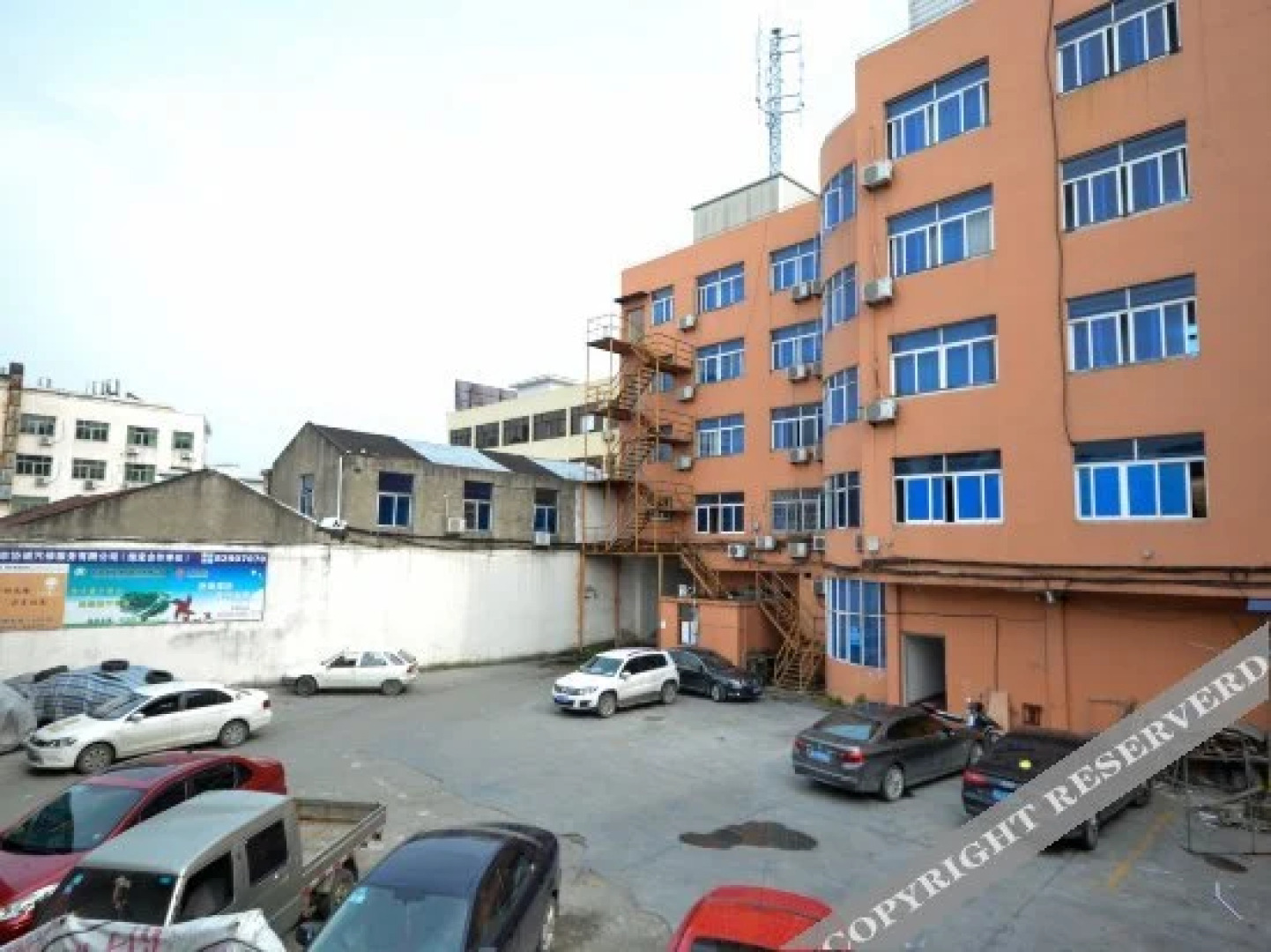 tanzousiluqiaoquyaxiyabinguan