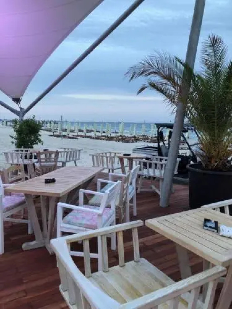 Ap.609 White Tower Mamaia Summerland