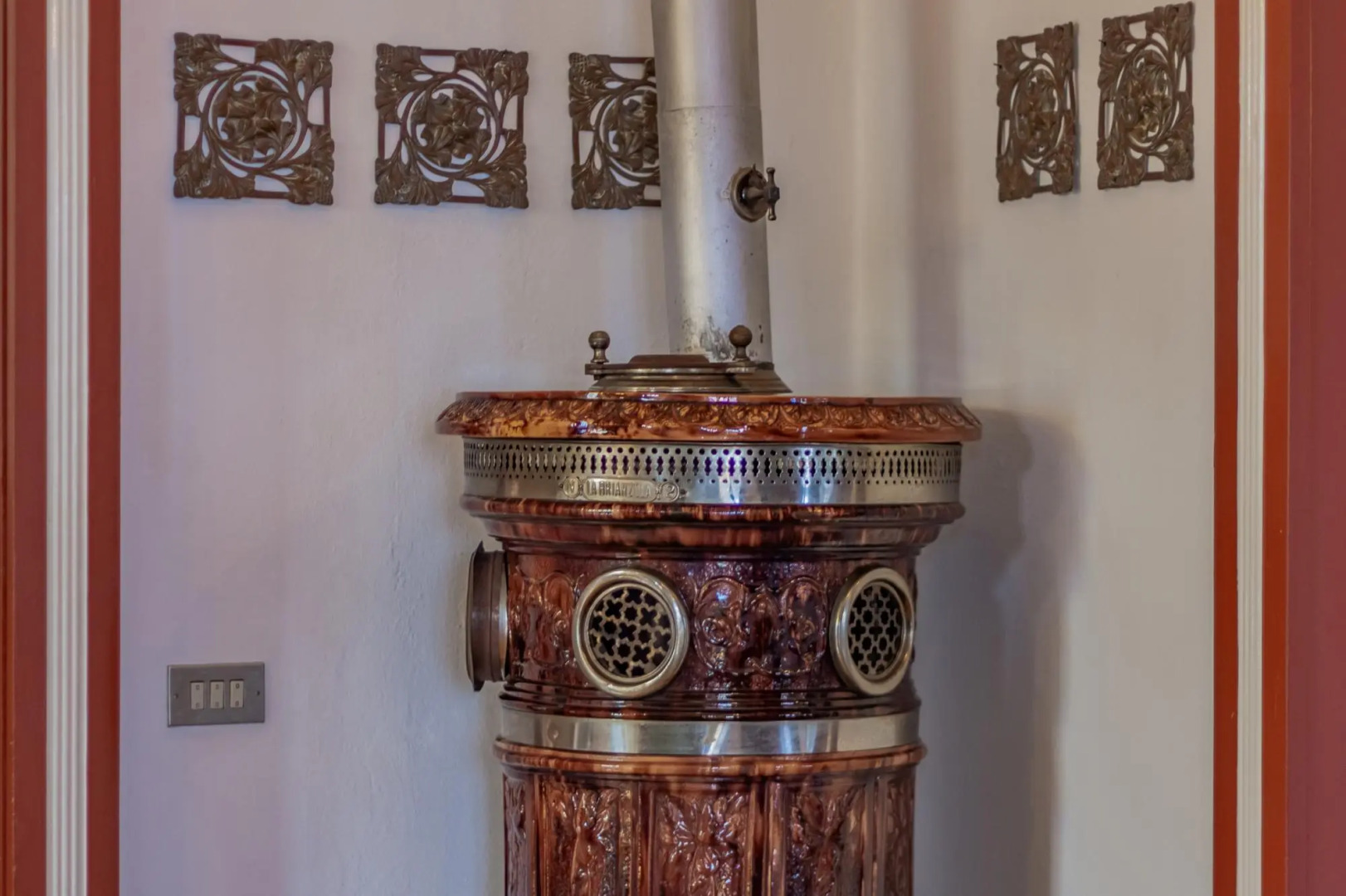 Family Villa with Stunning Lake View by Wonderful Italy