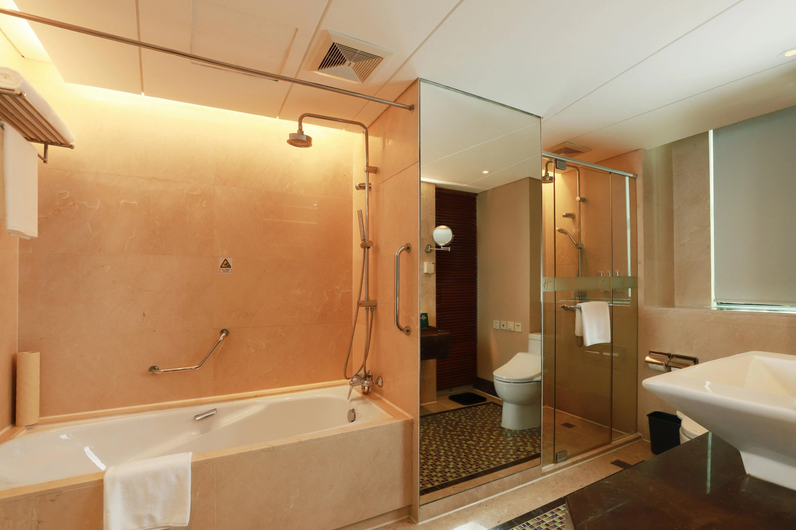 Holiday Inn Shanghai Pudong Nanpu by IHG