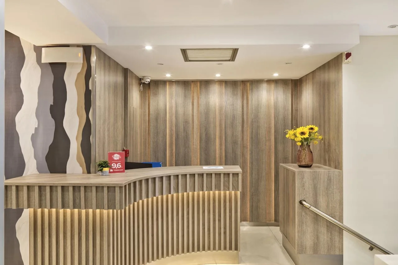 Phidias Piraeus Hotel