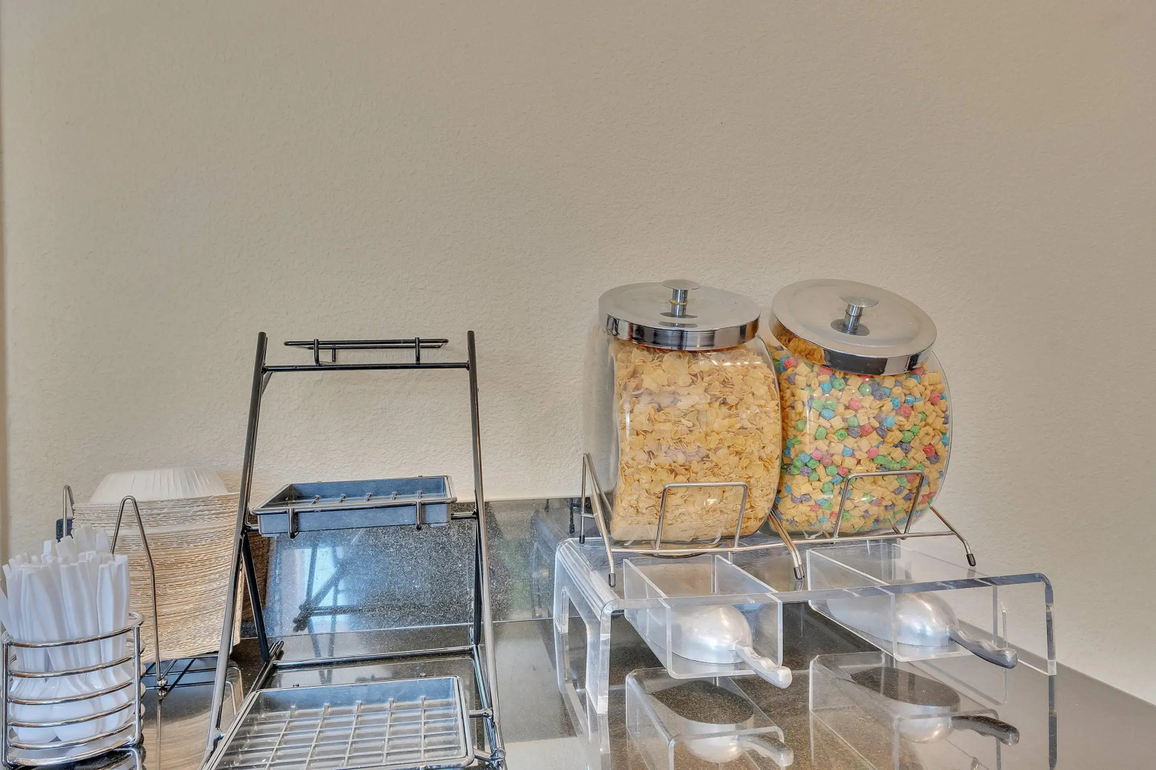 Quality Inn near Six Flags Discovery Kingdom - Napa Valley