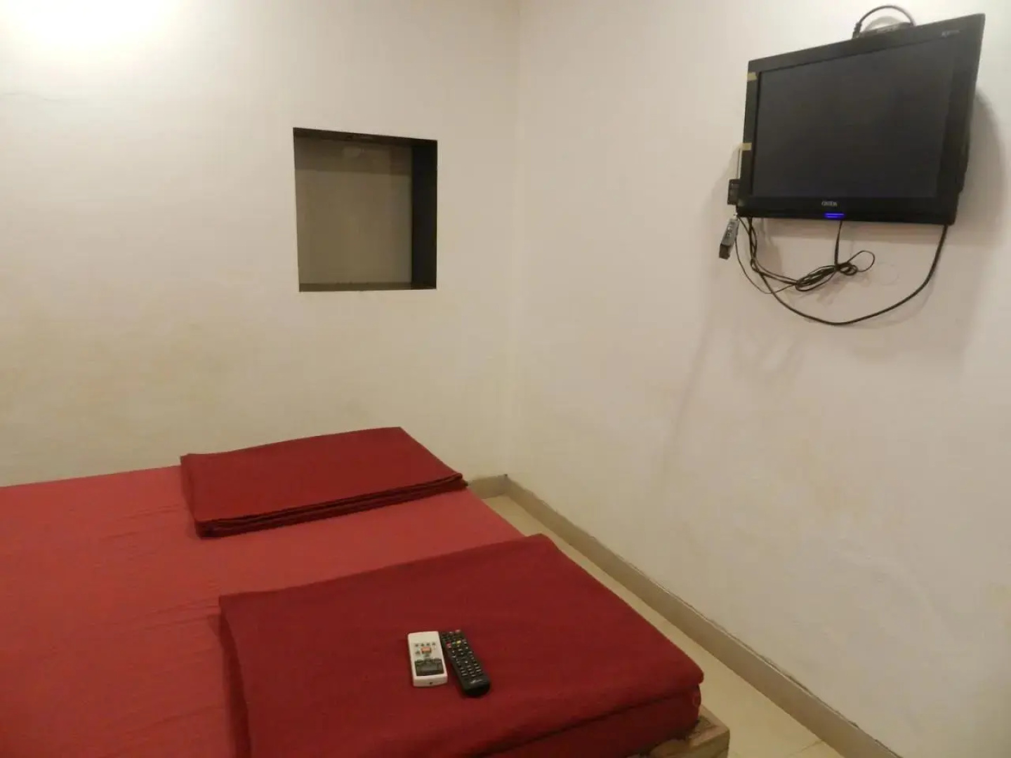 Royal Hotel  - Matheran