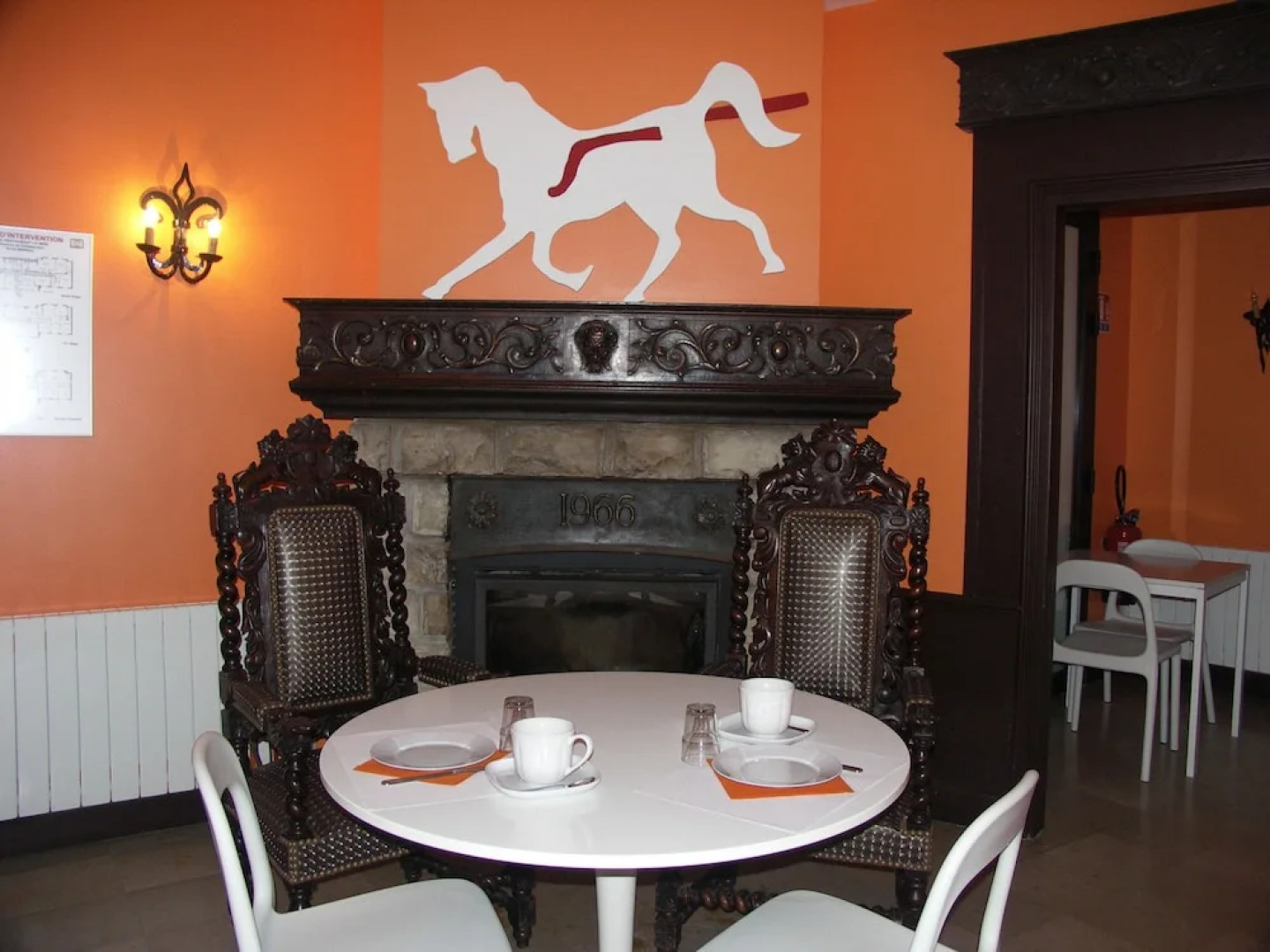 Logis Hôtel Restaurant La Mire