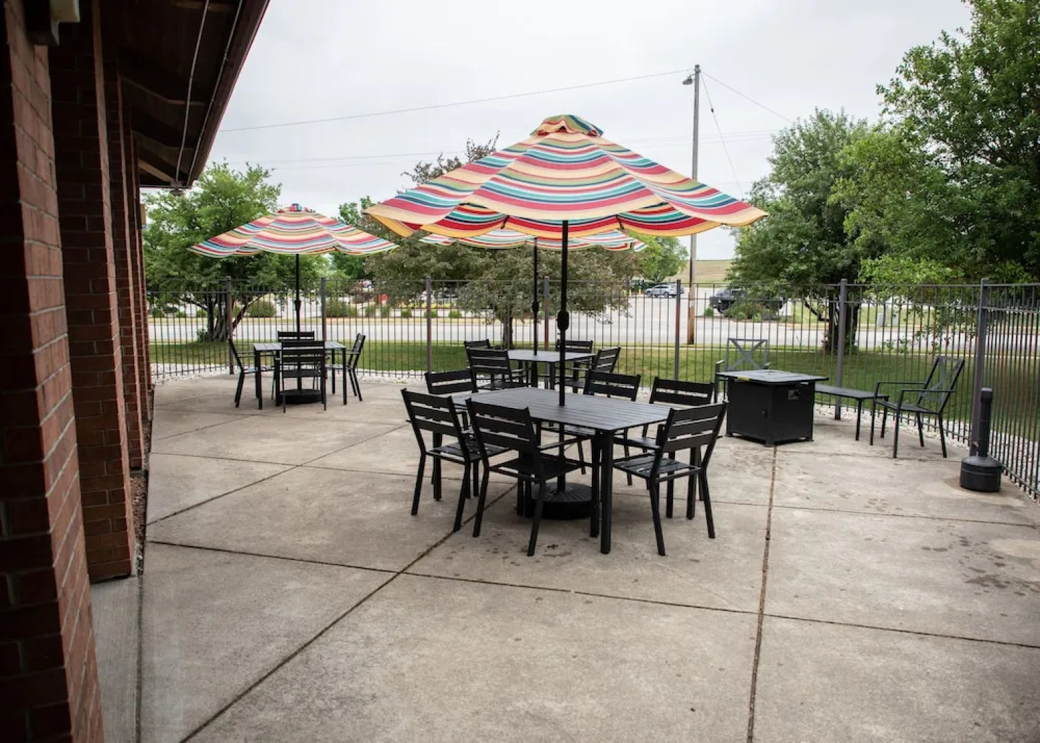 Lomira Inn and Suites