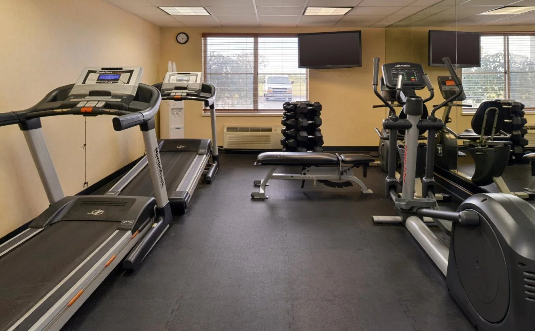 Holiday Inn Express Wixom by IHG