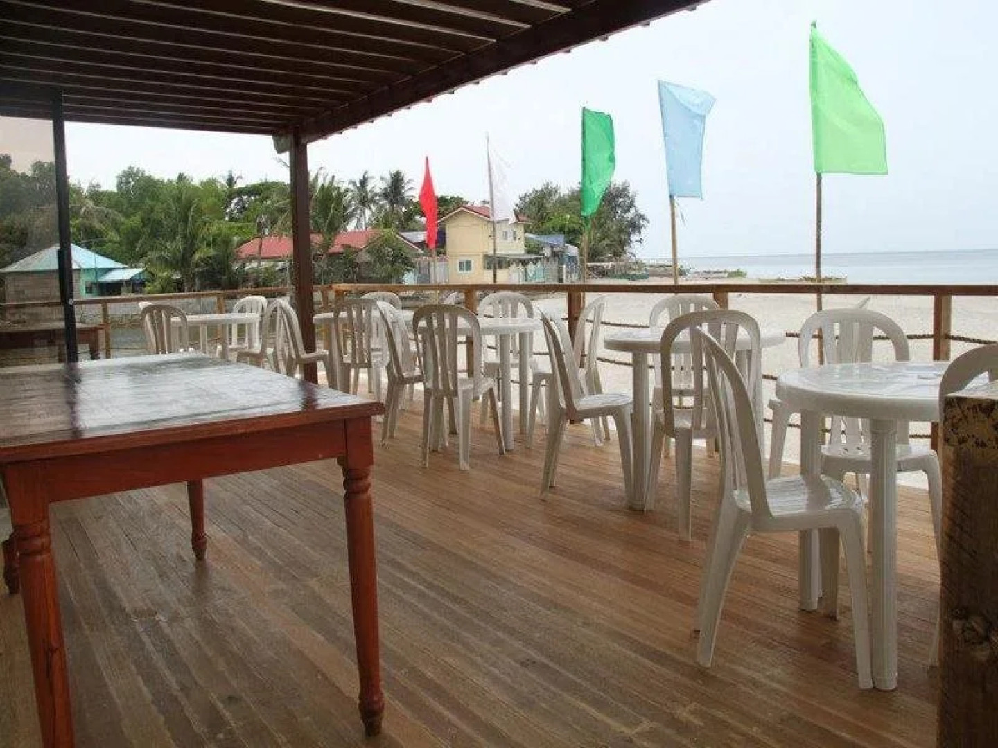 La Vista Hotel & Beach Resort