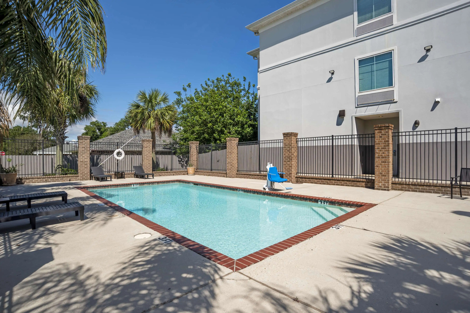 Best Western Plus Chalmette Hotel