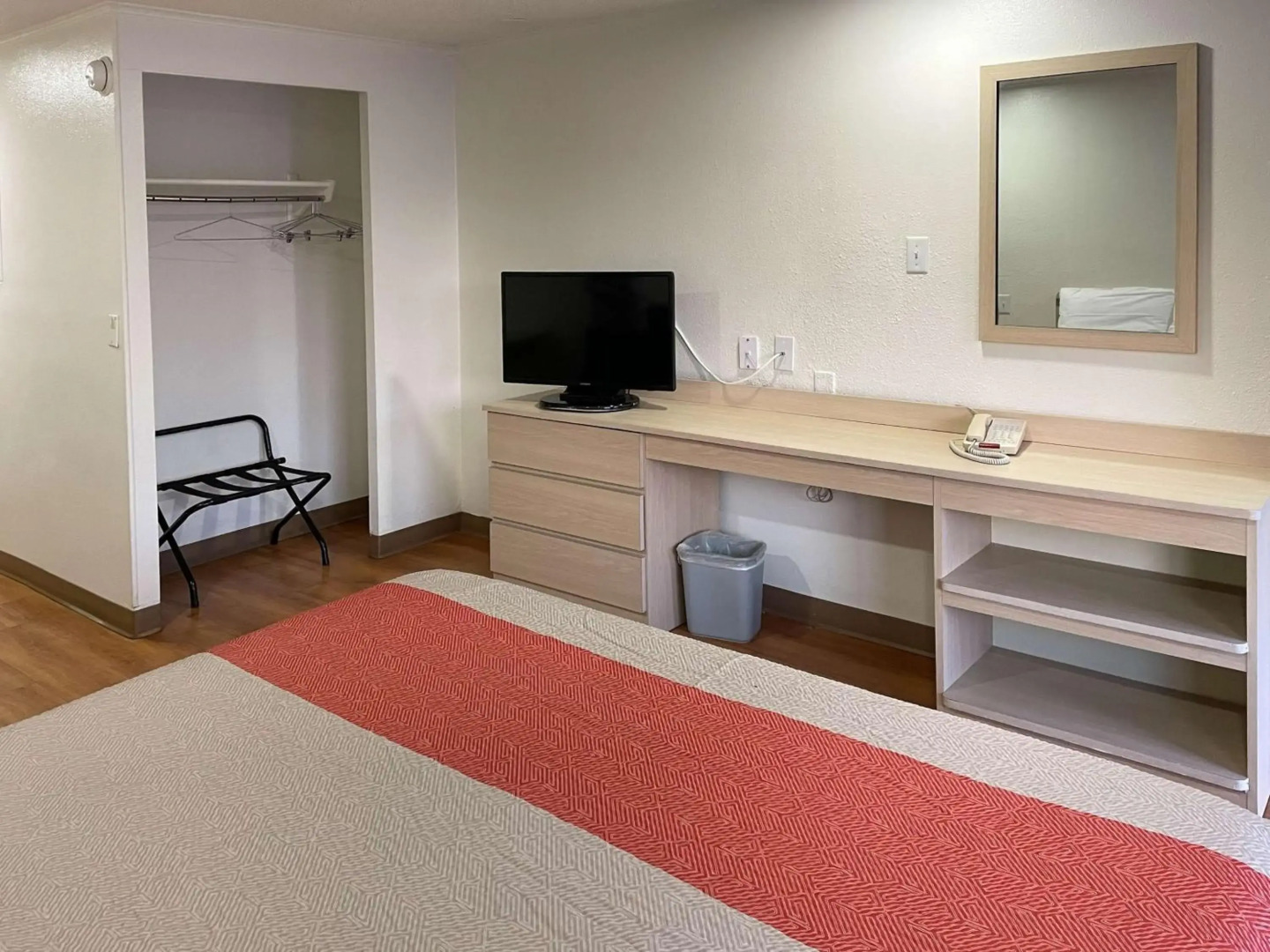 Motel 6 Hagerstown, MD