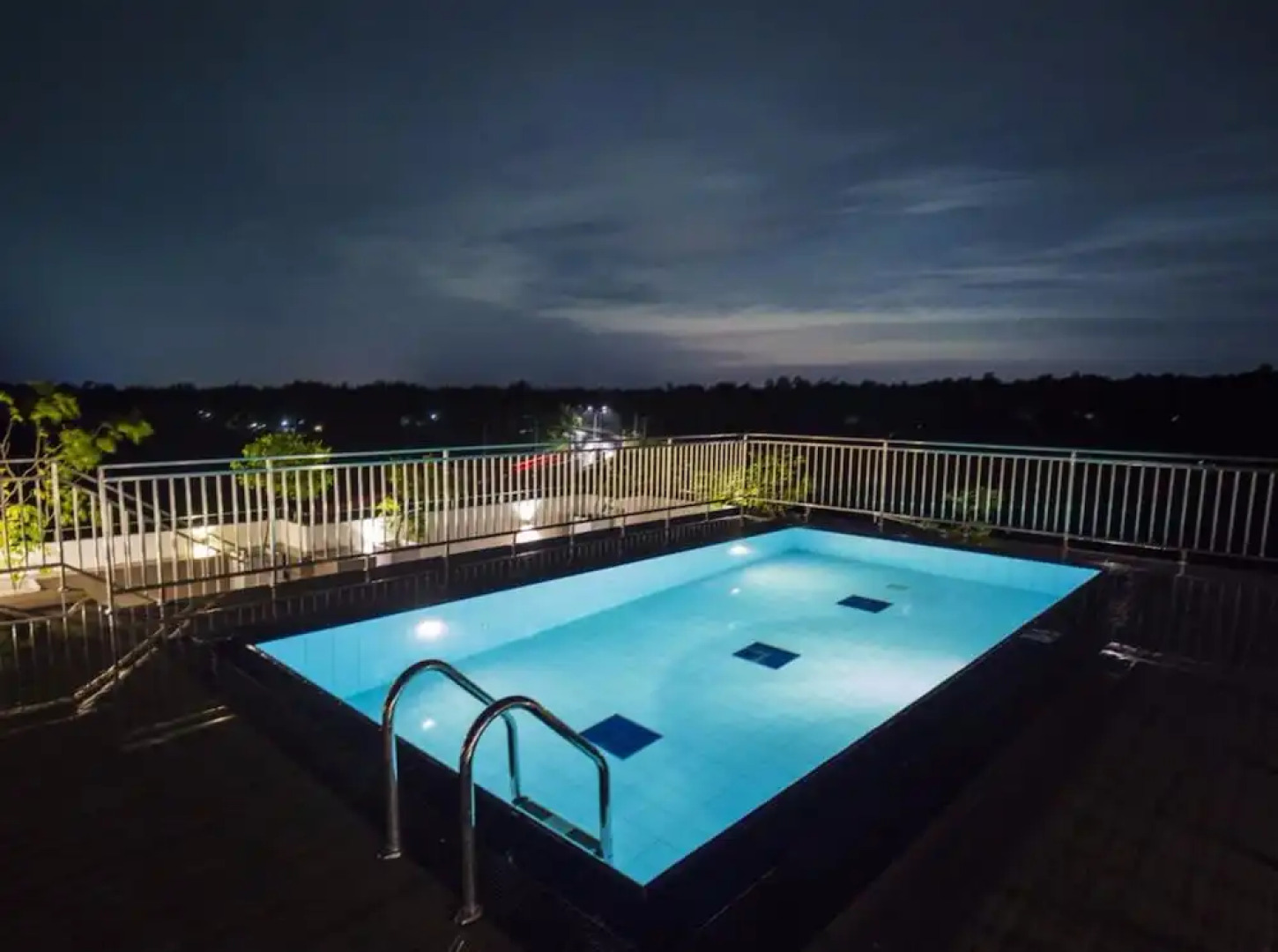 Grand 7 Hotel Kesbewa