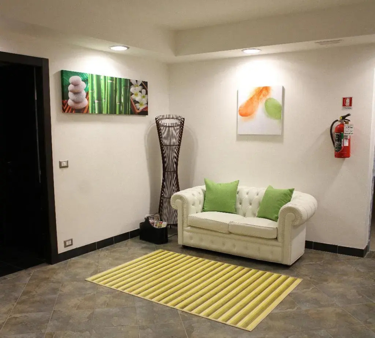 Отель La Rondinaia in Eurocongressi