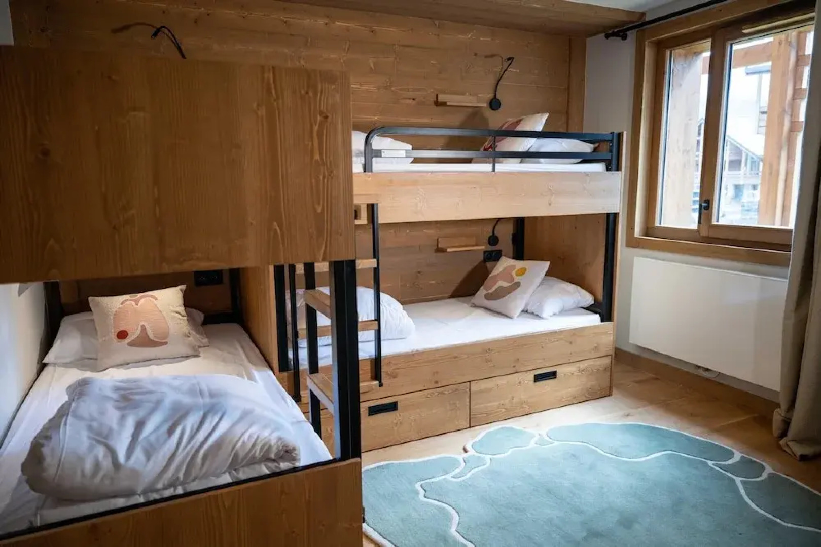 Charming Apt With View 2bd/6p -residence in Mega\"ve