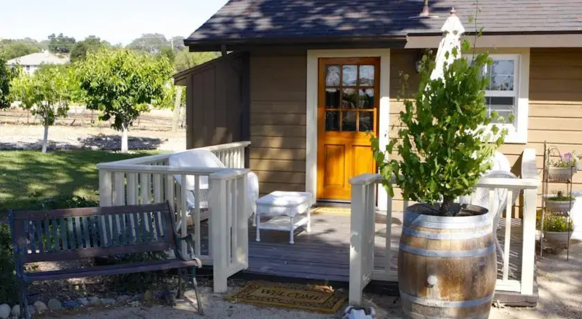 Honey Oak House at Laraneta Vineyards