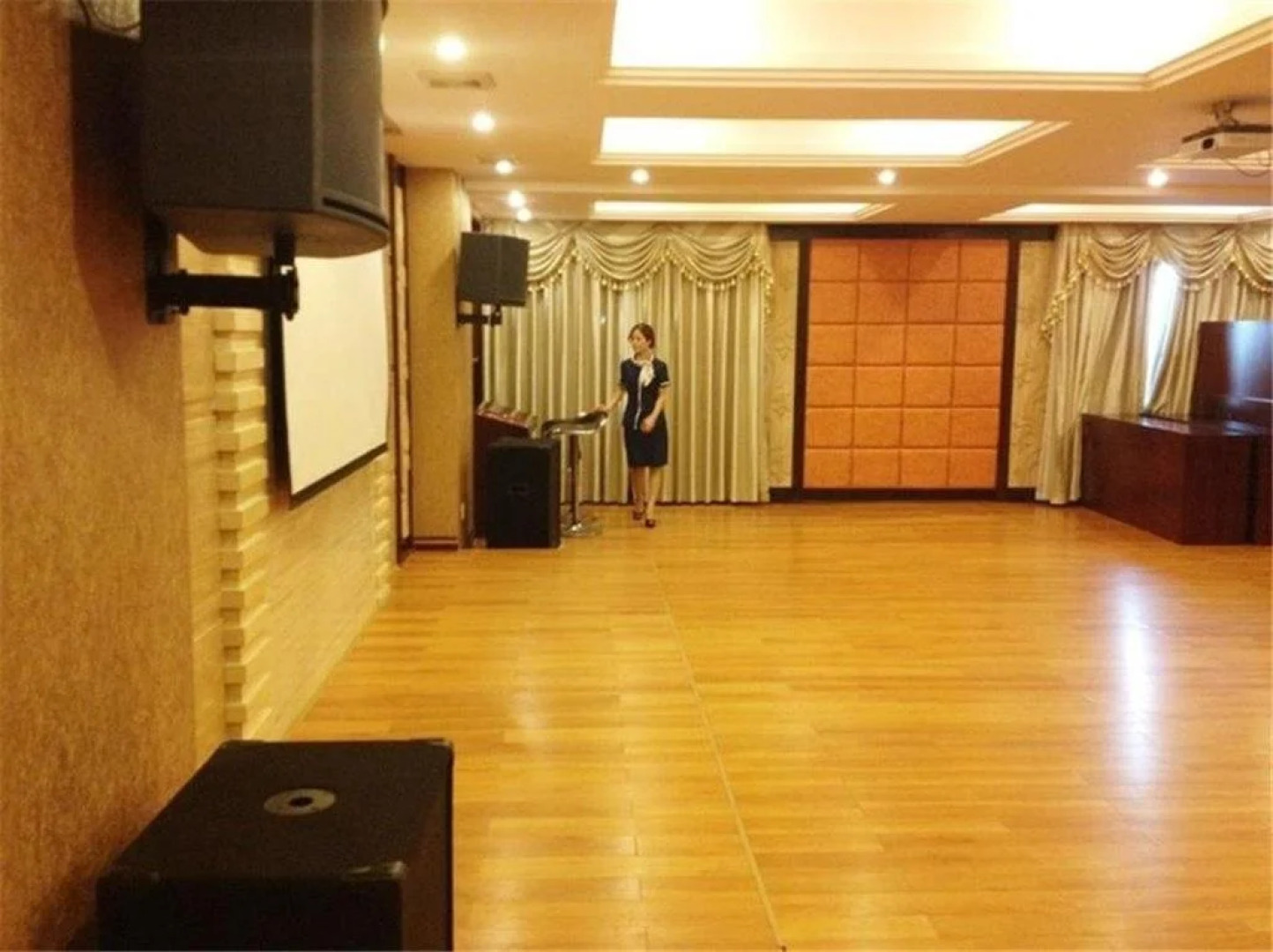 Yangjiang Jiayue Hotel