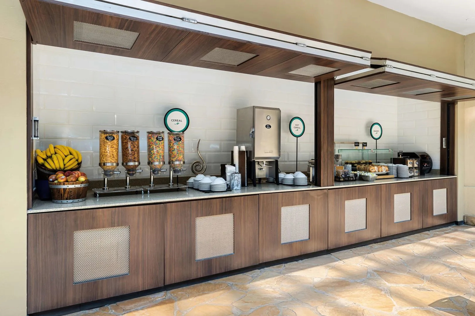 Embassy Suites by Hilton Los Angeles LAX South/El Segundo