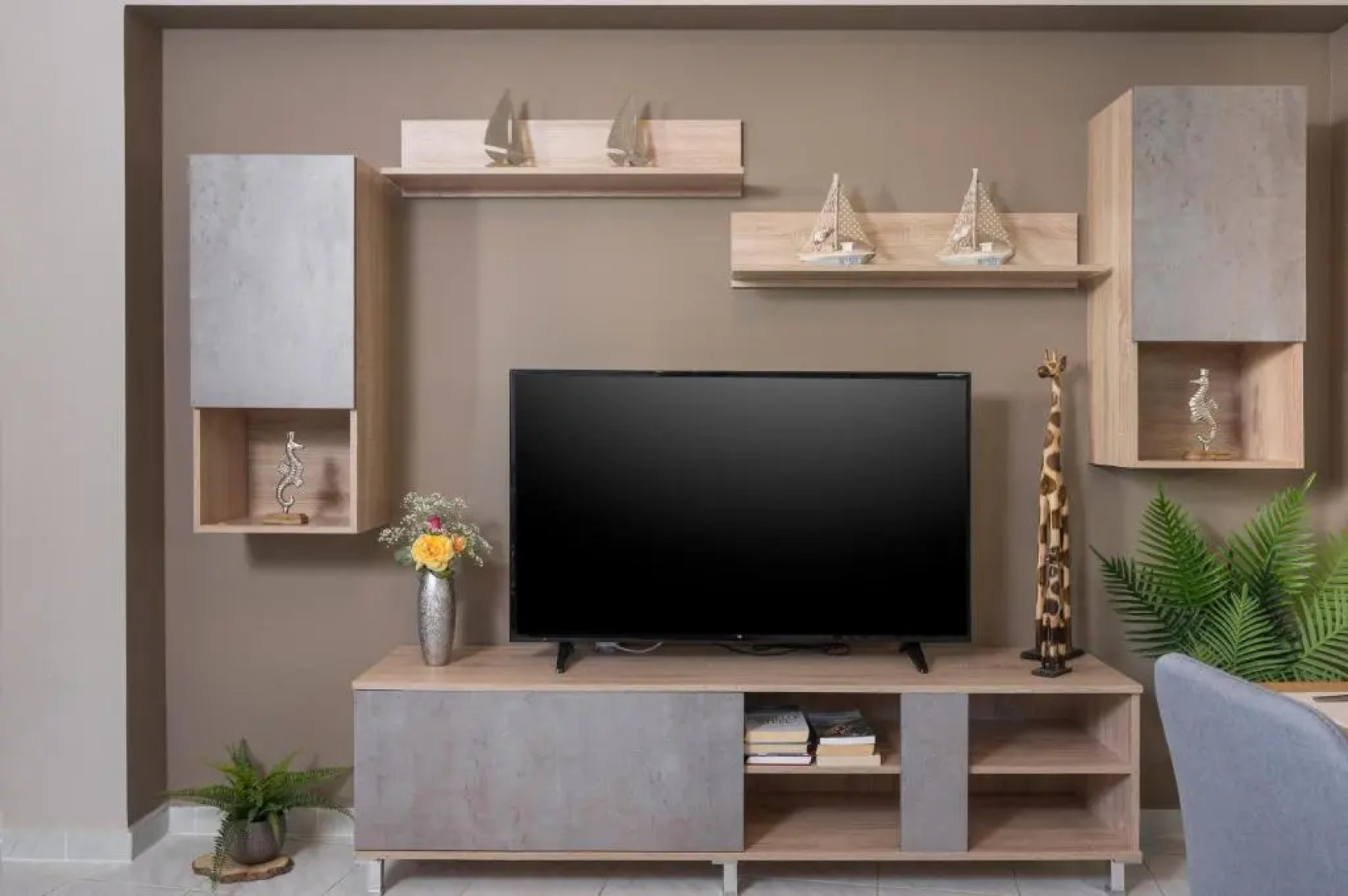 Brand-New stylish Flat w. Parking