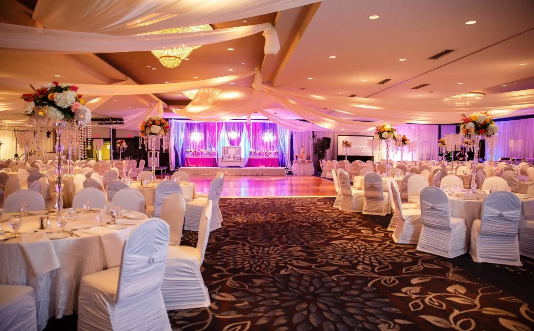 Delta Hotels by Marriott Edmonton South Conference Centre