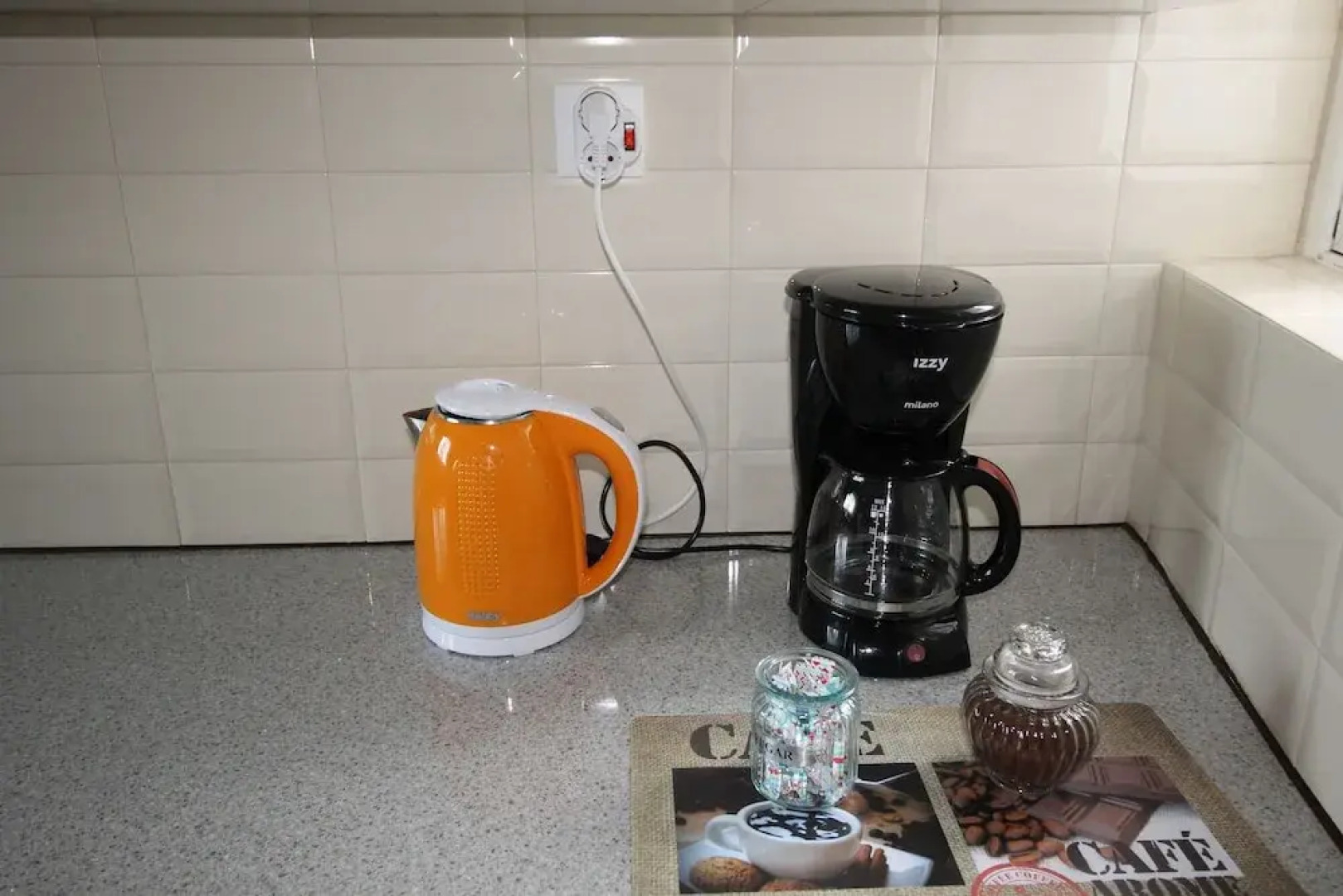 Christa's Home near ATH Airport