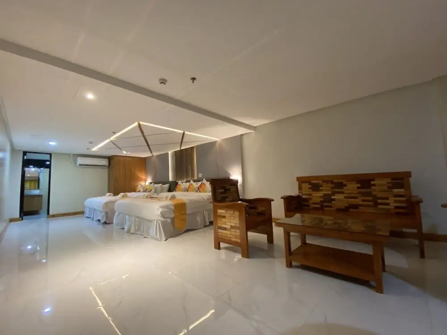 Ngn Gran Hotel