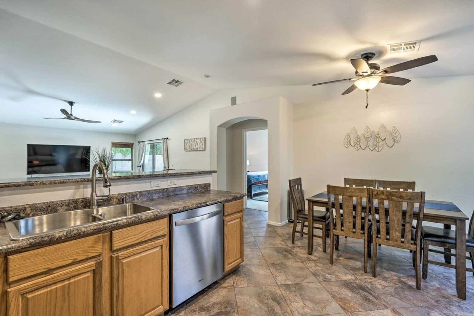 Avondale Home w/ Pool, 5 Mi to State Farm Stadium!