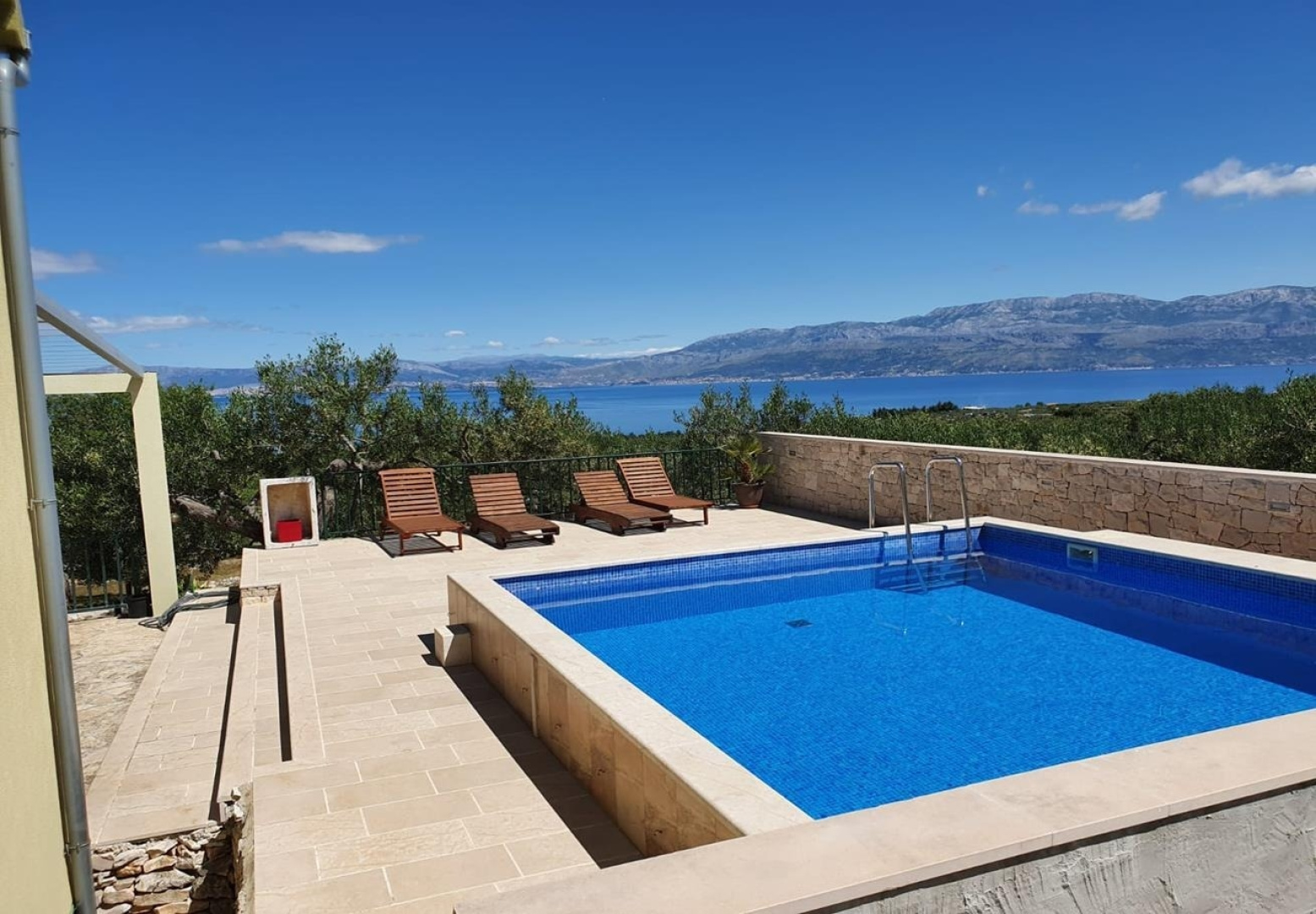 Holiday house Mario - with pool: Supetar, Island Brac