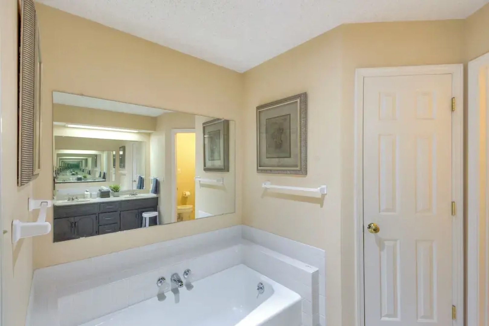 Overland Park Family Home w/ Game Room & Backyard!