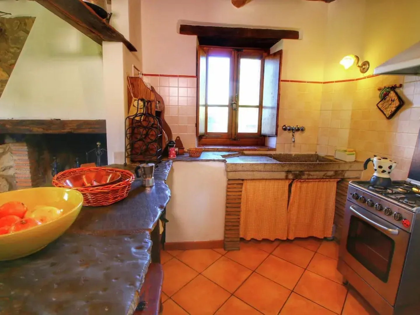 Striking Farmhouse, Ortignano