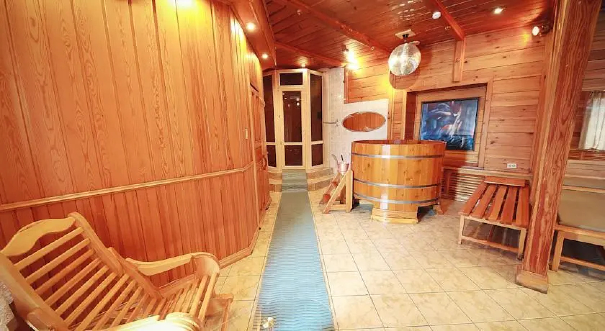 Александровский Двор