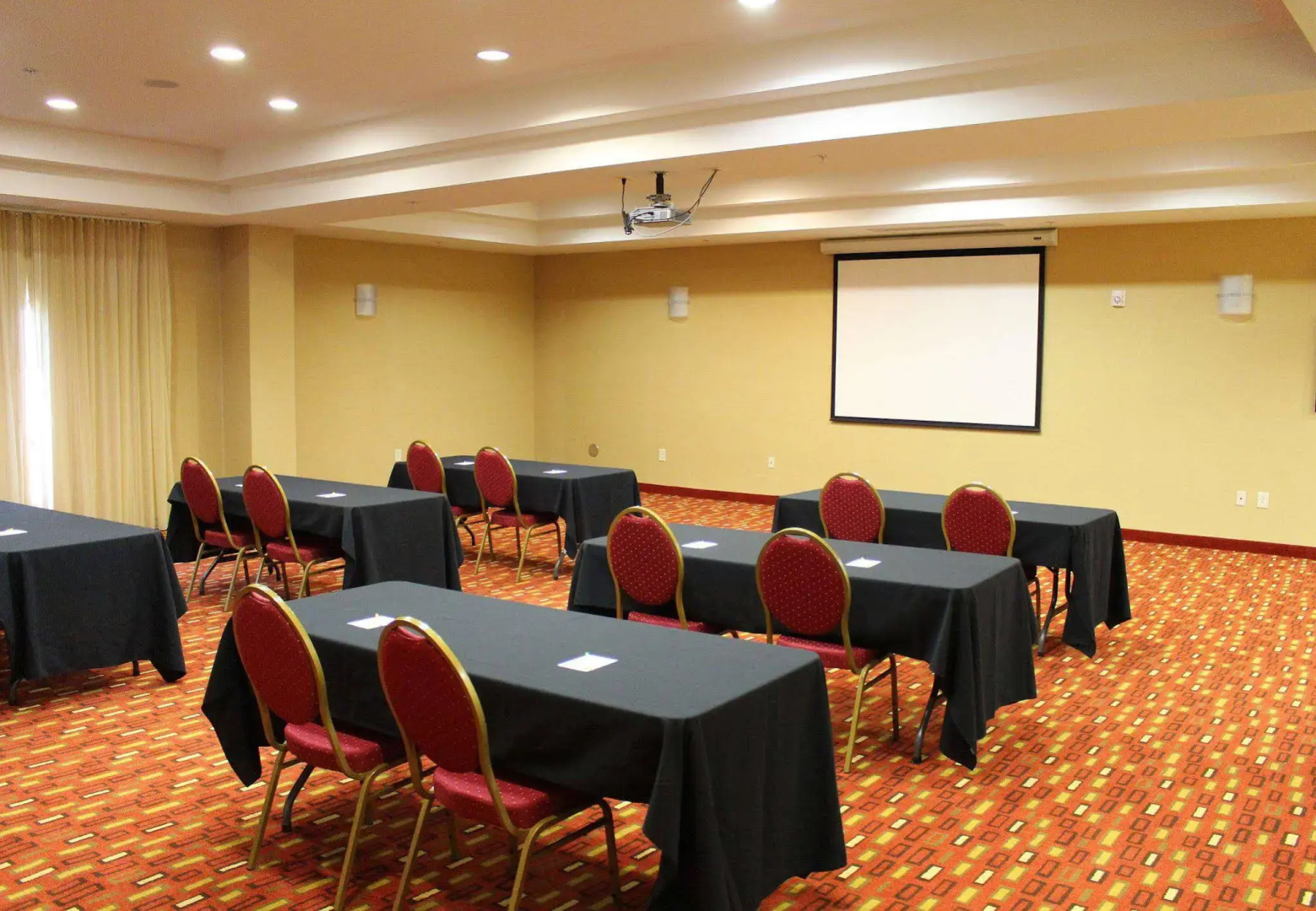 Courtyard by Marriott Clarksville