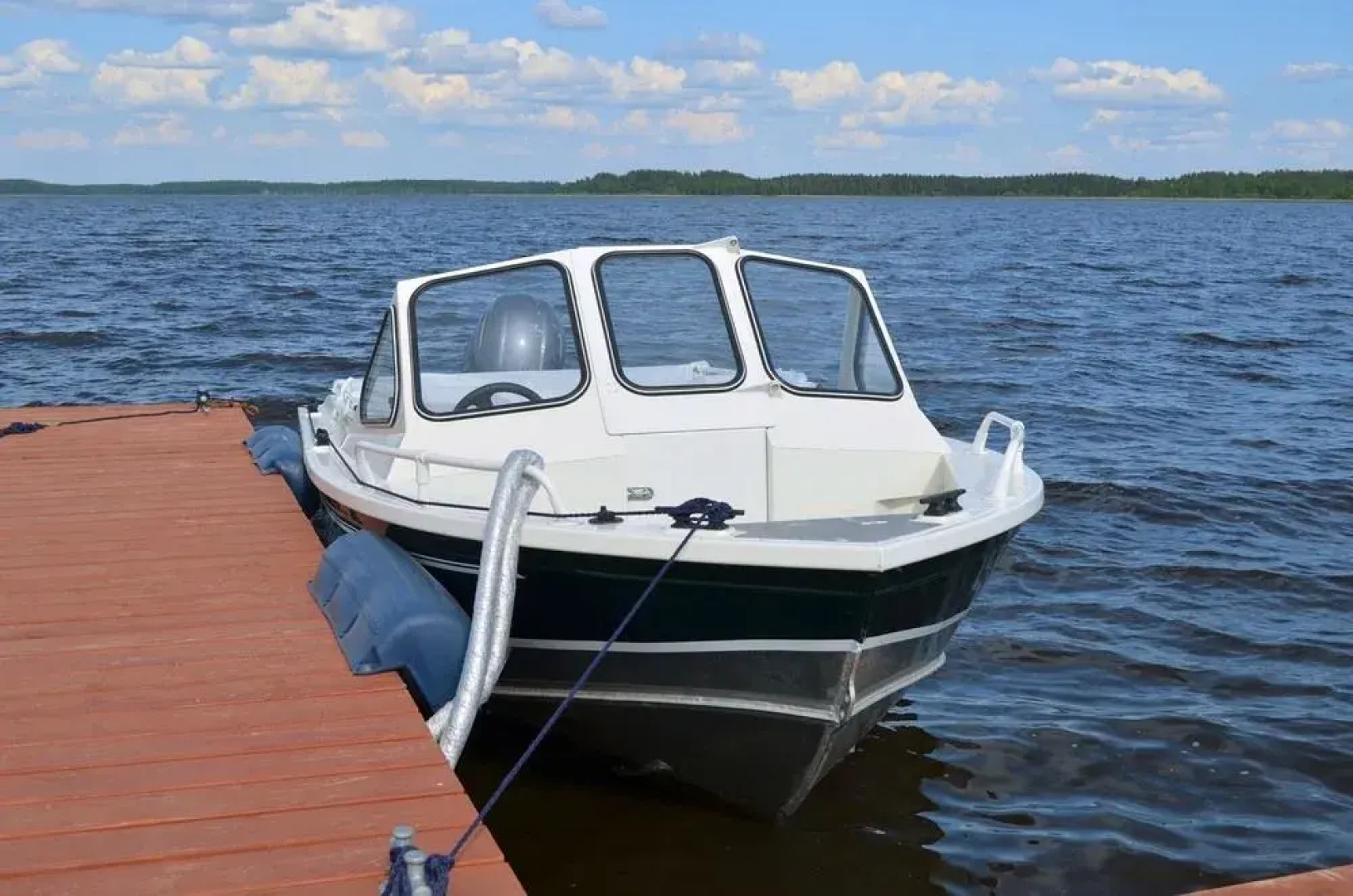 Загородный отель «Лесное озеро»