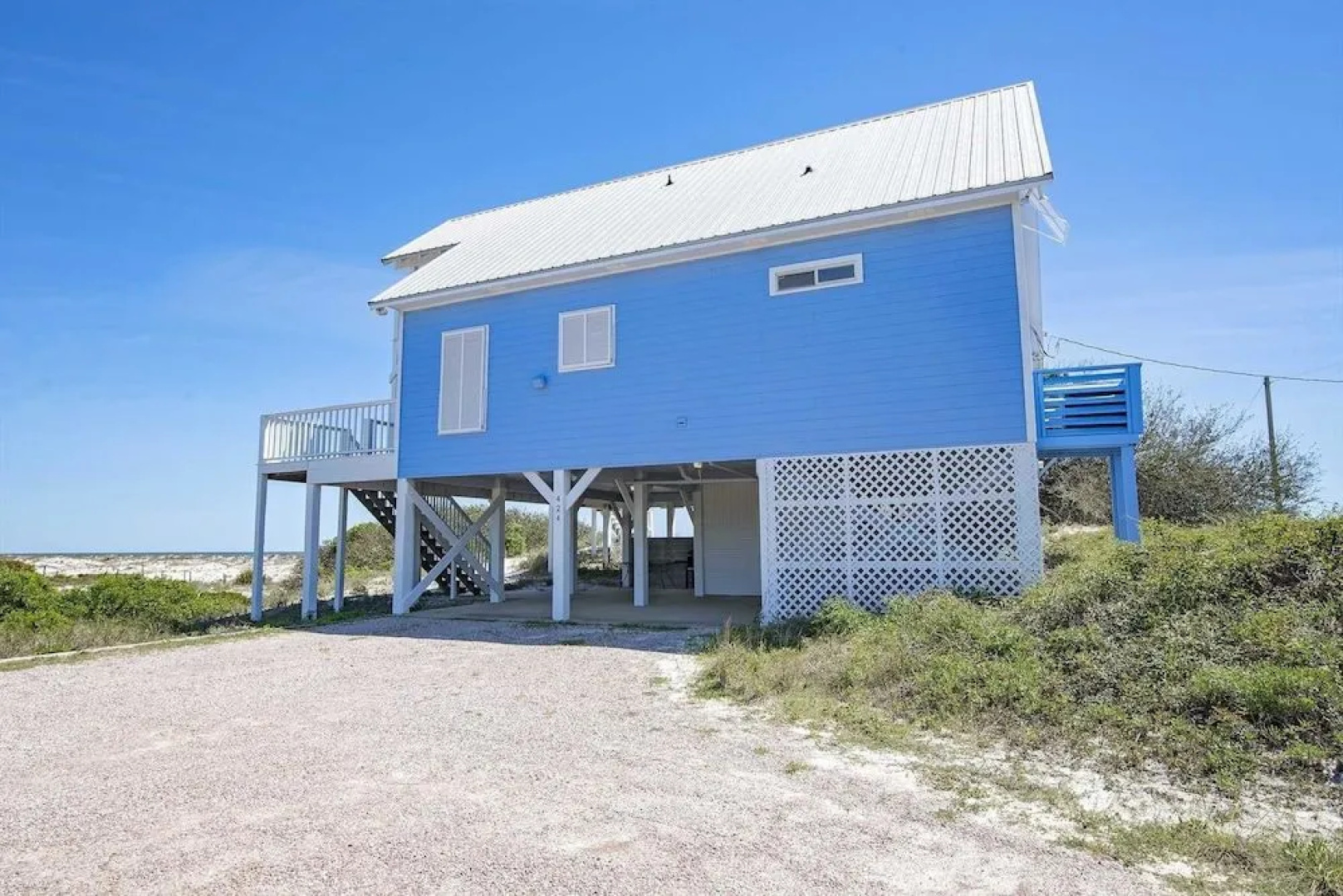 Dune Refuge 3 Bedrooms 2.5 Bathrooms Home