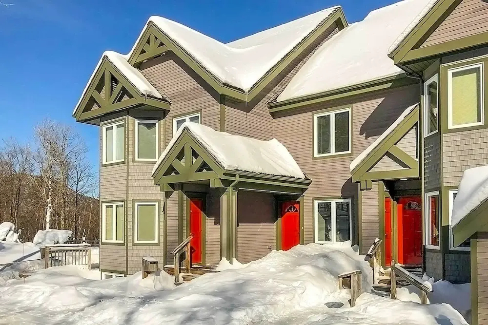 Inviting Ski-in/ski-out Condo at Jay Peak Resort!