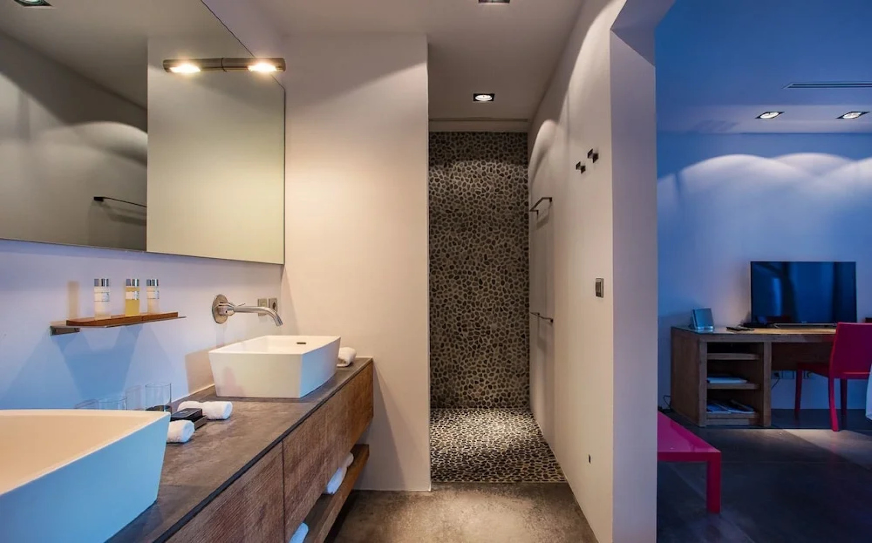 Poema Villas Apartments Rentals